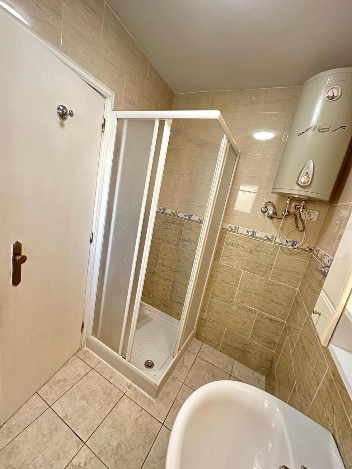 Firstline Apartment Los Cristianos Arona  Exterior foto